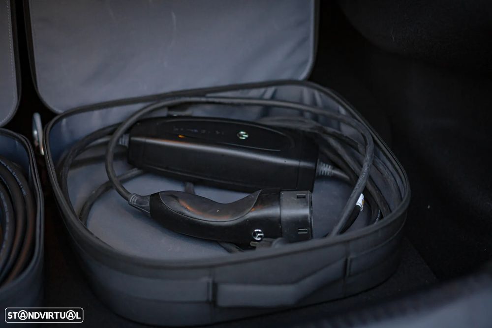 Mercedes-Benz CLA 250 e AMG Line - 22