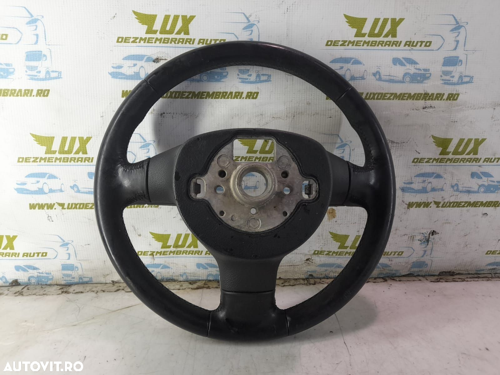 Volan in 3 spite 1Q0419091 Volkswagen VW Tiguan 1 5N [2007 - 2011] 2. - 2