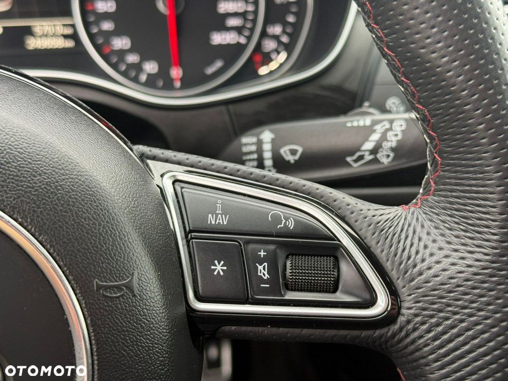 Audi A6 Avant 2.0 TDI Ultra S tronic - 24