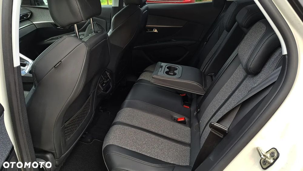 Peugeot 3008 BlueHDi 130 Stop & Start EAT8 Allure - 9