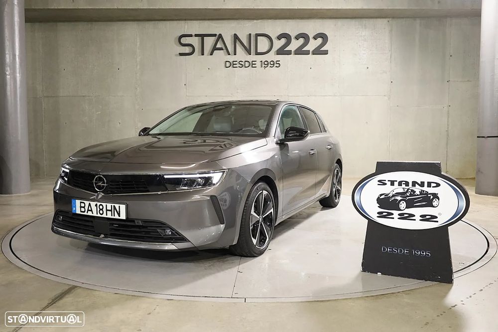 Opel Astra 1.2 T Elegance - 1