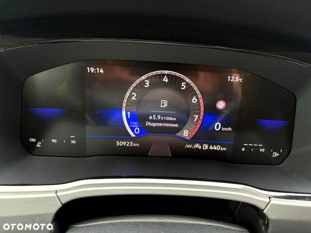 Volkswagen Touran 1.5 TSI EVO Special Edition - 21
