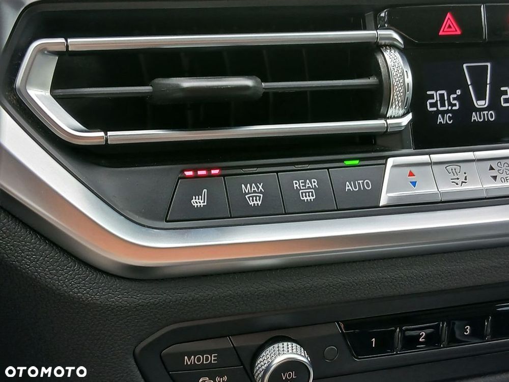 BMW Seria 3 - 21