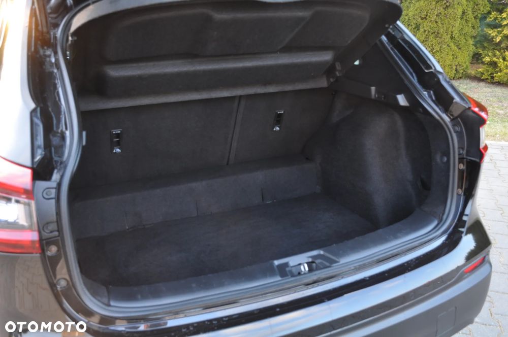 Nissan Qashqai 1.3 DIG-T DCT AKARI - 28