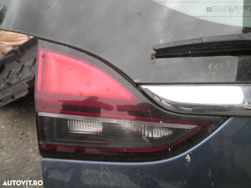 Stop stanga / dreapta haion Opel Zafira C 2014 - 2