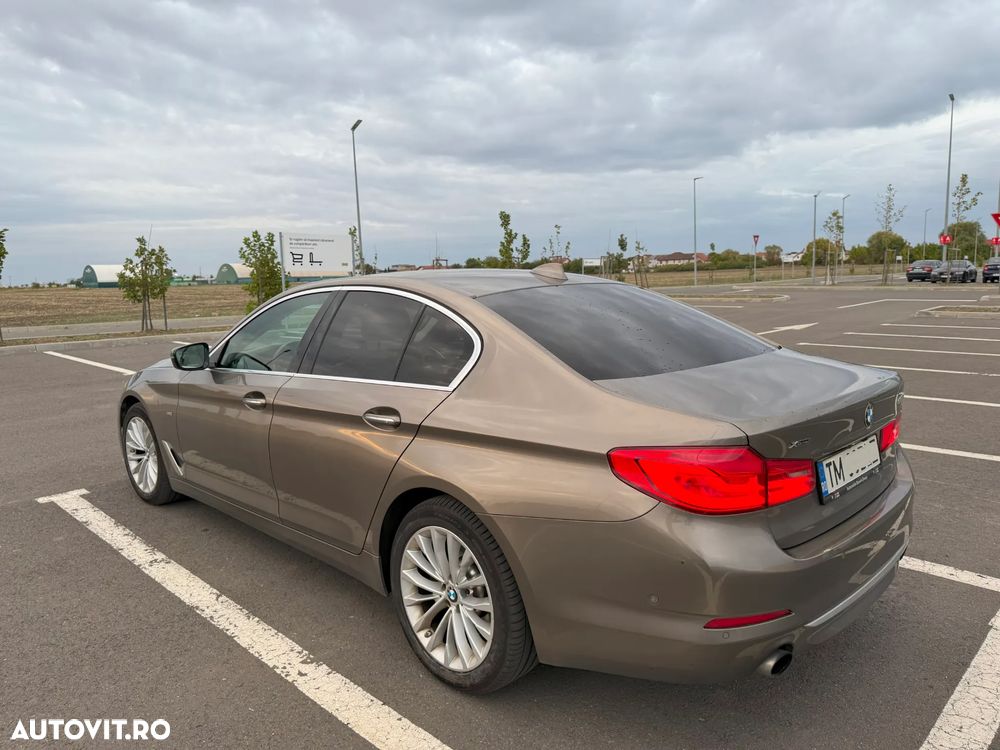 BMW Seria 5 520d xDrive Aut. Luxury Line - 4