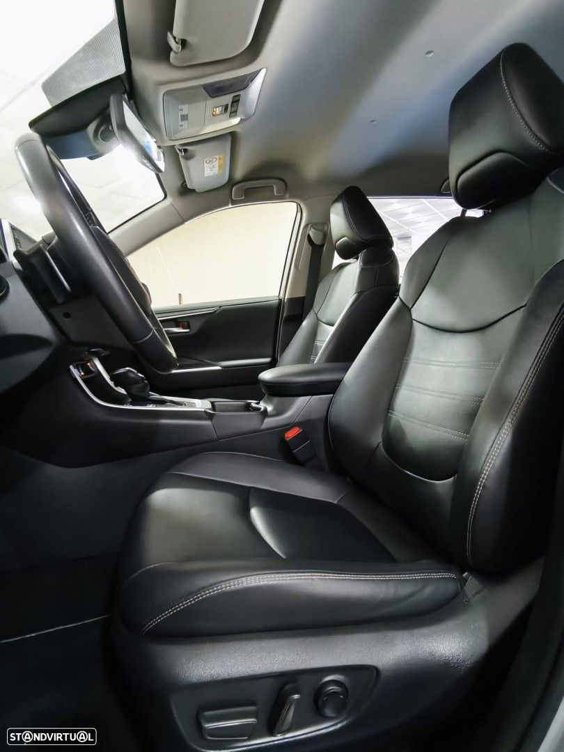 Toyota RAV4 2.5 HDF Exclusive P.Luxury - 17