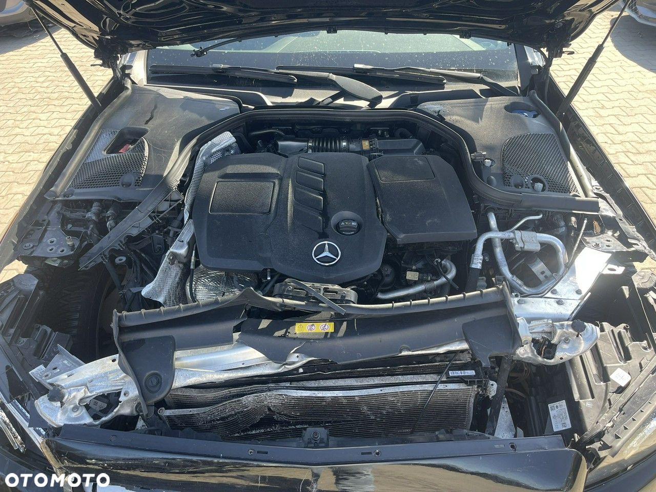 Mercedes-Benz Klasa E 220 d - 12