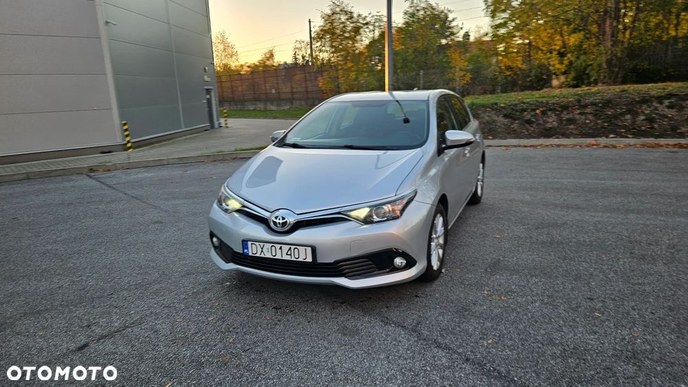 Toyota Auris 1.6 Comfort - 4