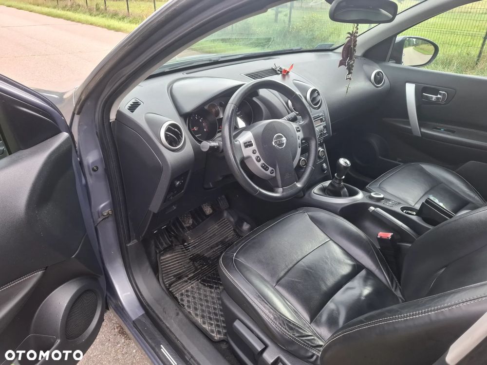 Nissan Qashqai 2.0 4x4 Tekna - 8