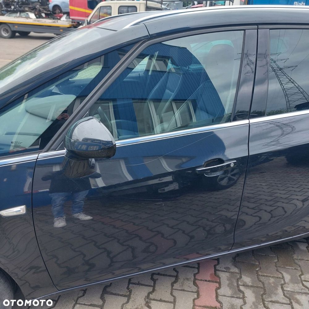 OPEL ZAFIRA C III 2014 1.6CTDi drzwi lewe przód bez lusterka bez osprzętu - 1