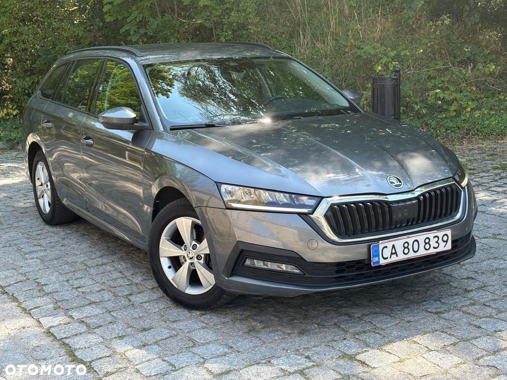 Skoda Octavia 2.0 TDI Ambition DSG - 1