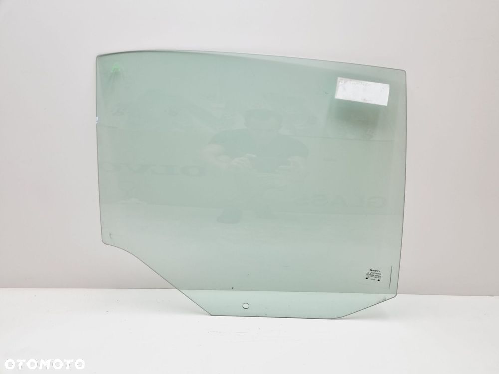 Szyba tylna opuszczana prawa SEAT TOLEDO / LEON 5 DRZWI HATCHBACK 1999-2005 - 1