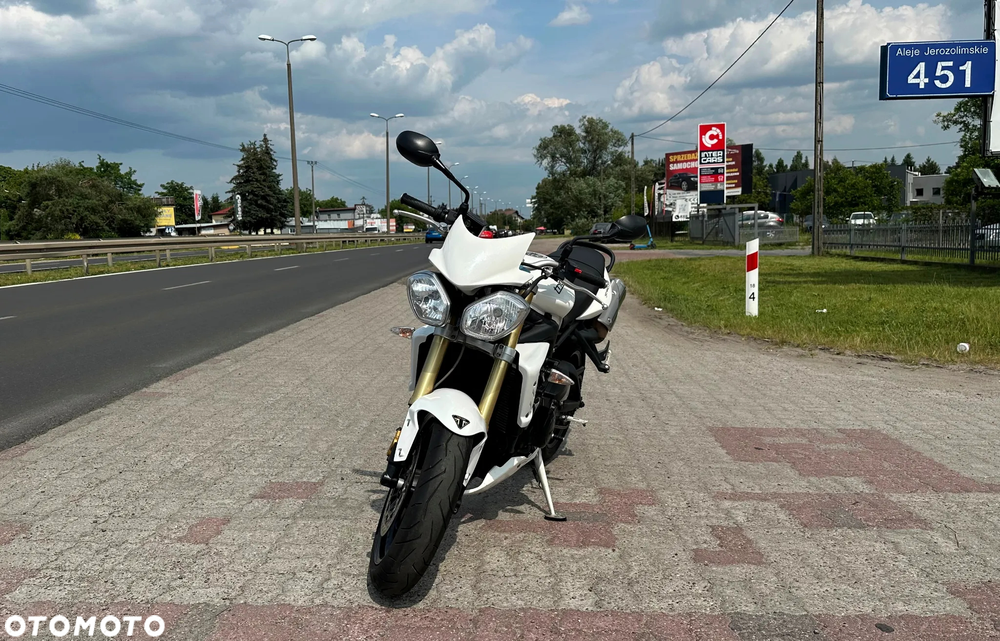 Triumph Street Triple - 6