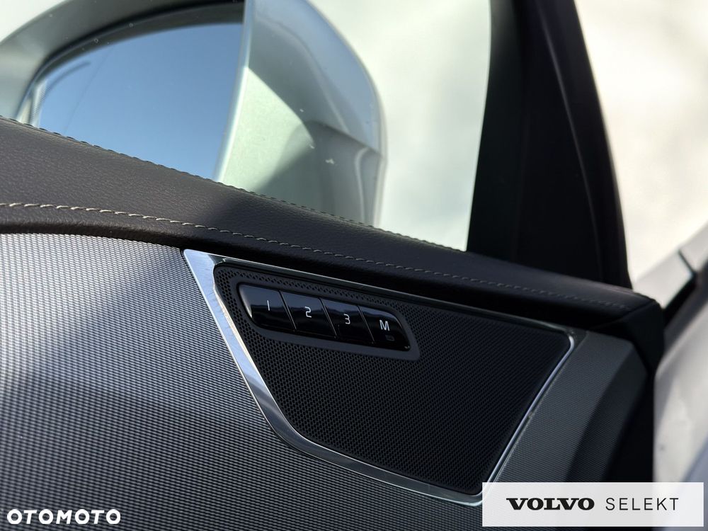 Volvo XC 90 - 18