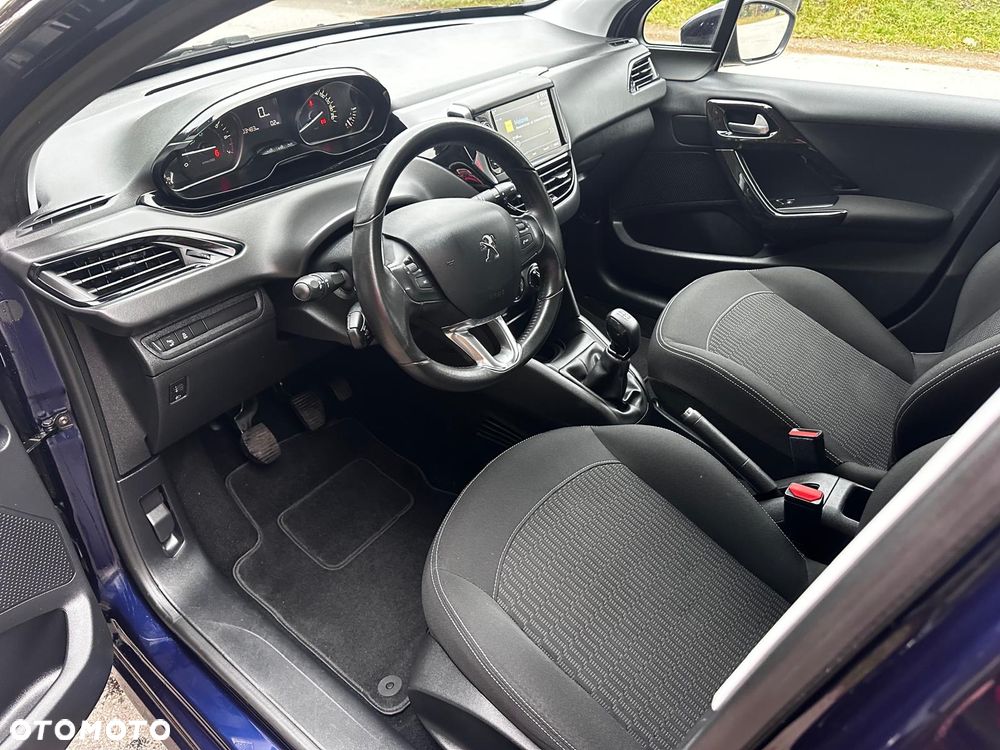 Peugeot 208 PureTech 82 Active - 16