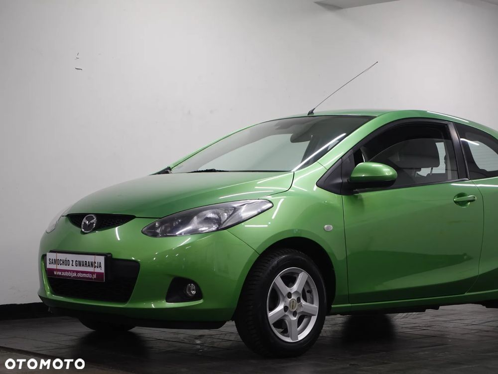 Mazda 2 - 15