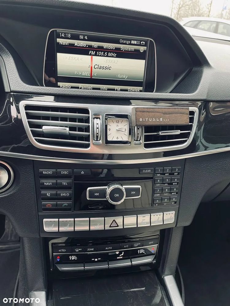 Mercedes-Benz Klasa E - 15