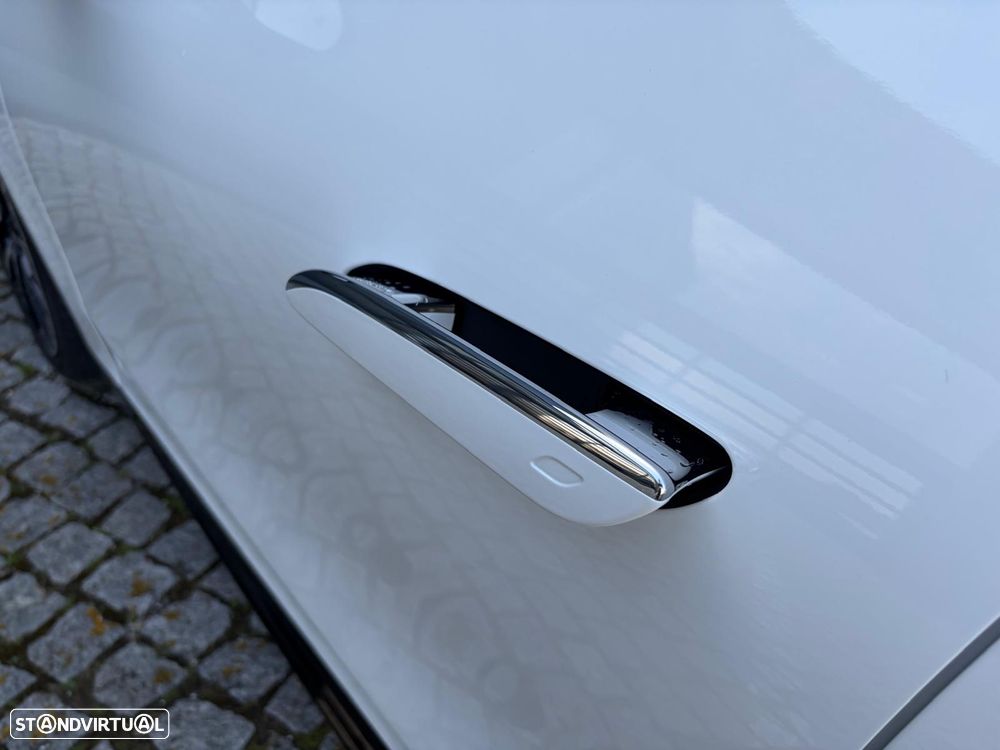 Mercedes-Benz CLA 250+ EQ - 18