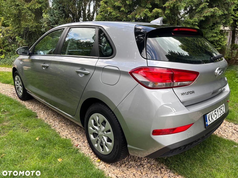 Hyundai i30 1.5 DPI Modern - 9