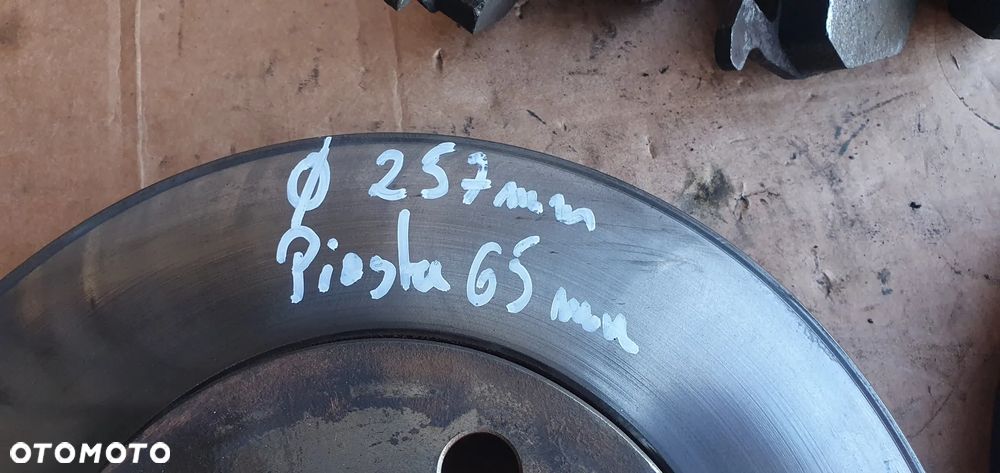 Tarcze hamulcowe klocki przód przednie VW Polo V 6R - 9