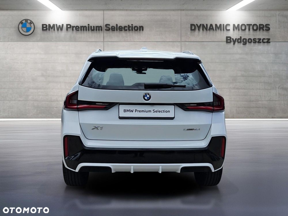 BMW X1 sDrive18i M Sport - 5