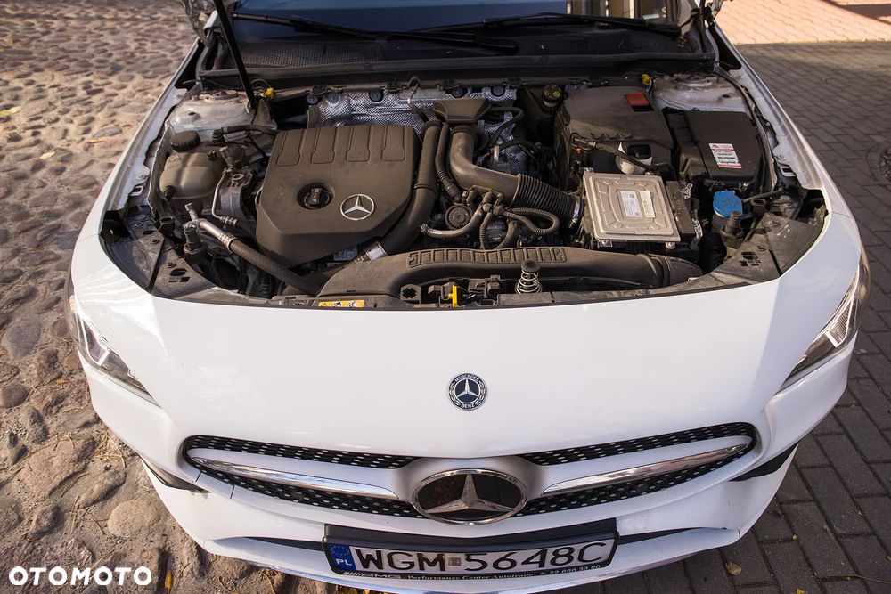 Mercedes-Benz CLA 200 Progressive 7G-DCT - 25