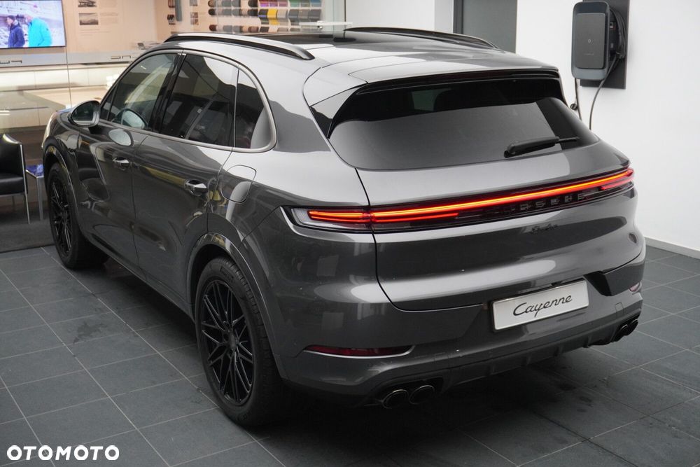 Porsche Cayenne - 17