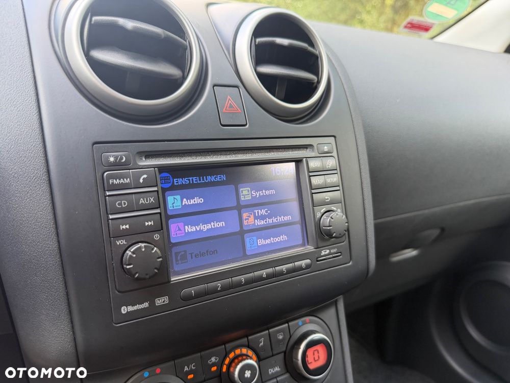 Nissan Qashqai 2.0 dCi DPF tekna - 27
