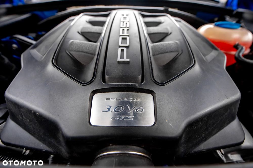 Porsche Macan GTS PDK - 18