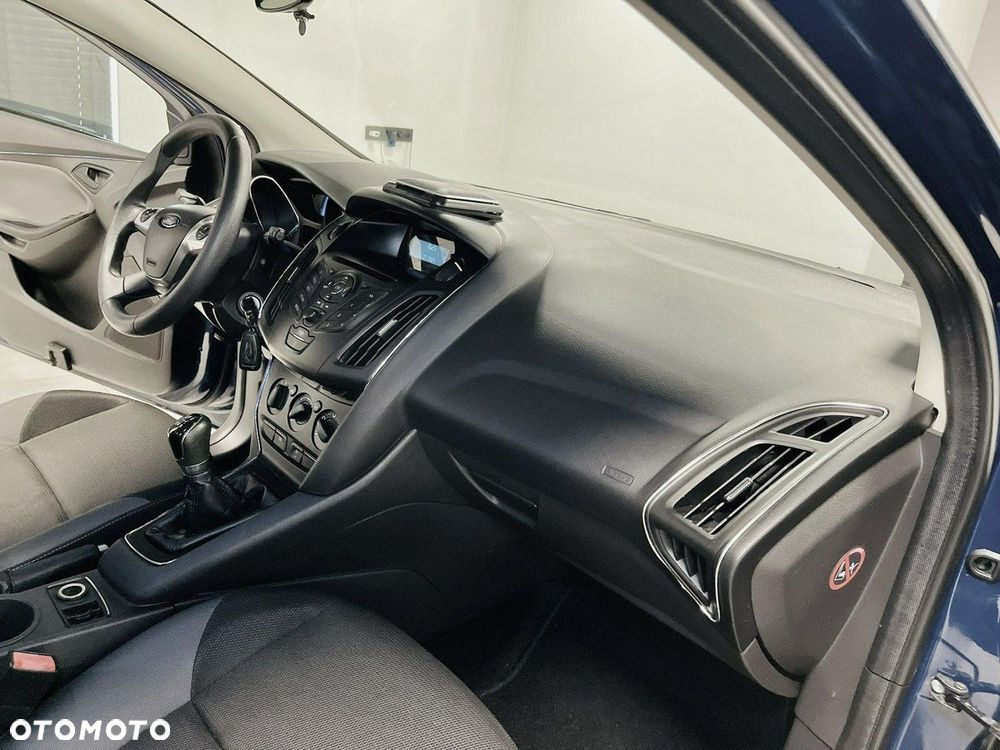 Ford Focus 1.0 EcoBoost Start-Stopp-System COOL&CONNECT - 32