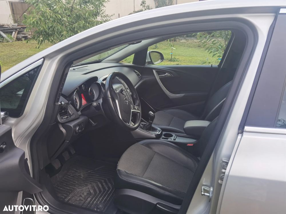 Opel Astra 1.4 Turbo Cosmo - 6