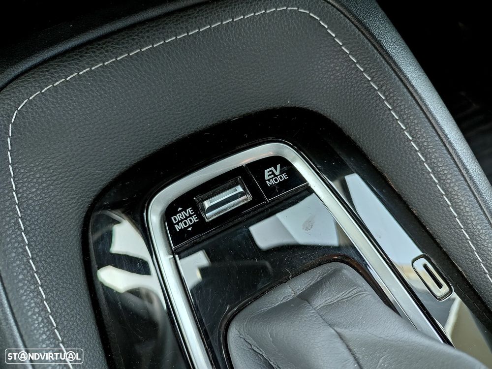 Toyota Corolla 1.8 Hybrid Comfort - 19