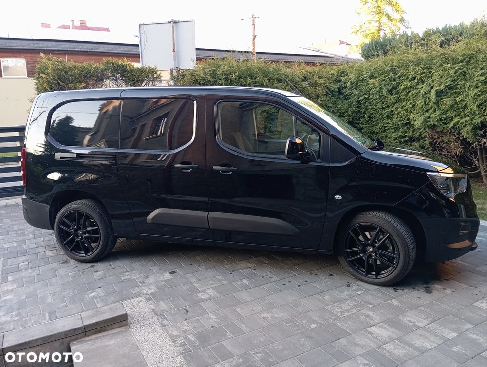 Opel Combo E - 2