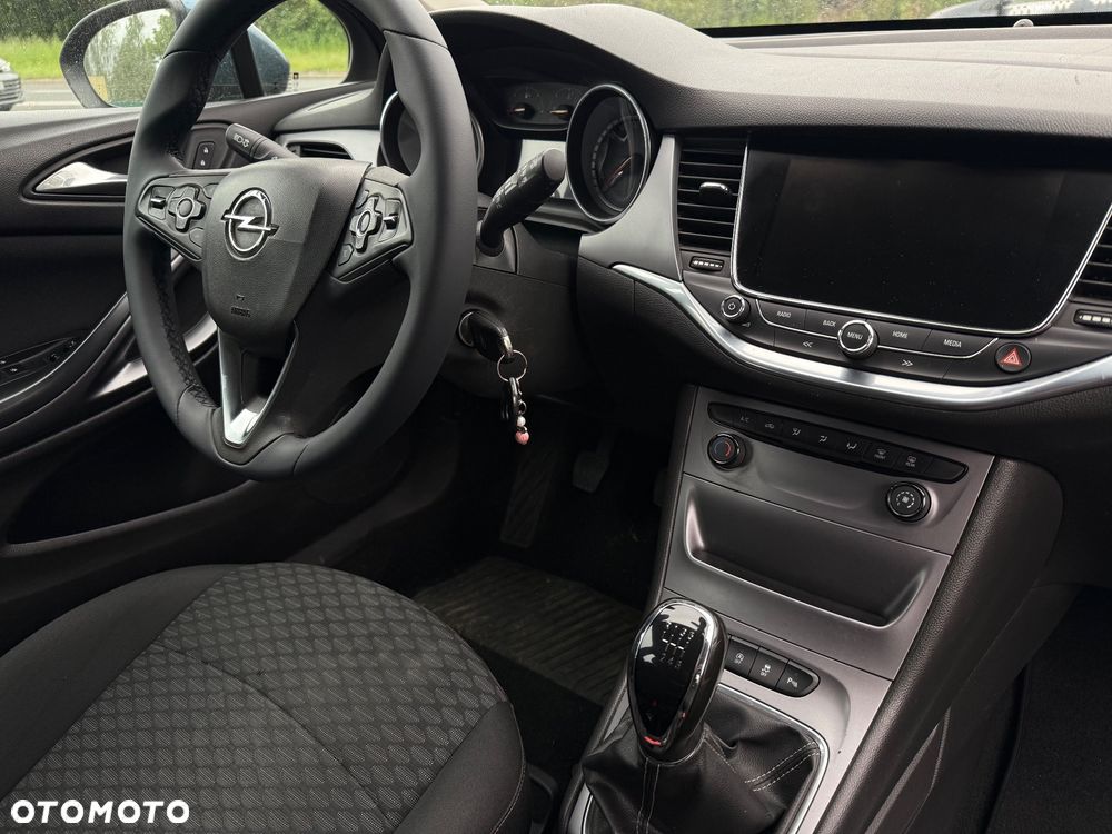 Opel Astra - 19