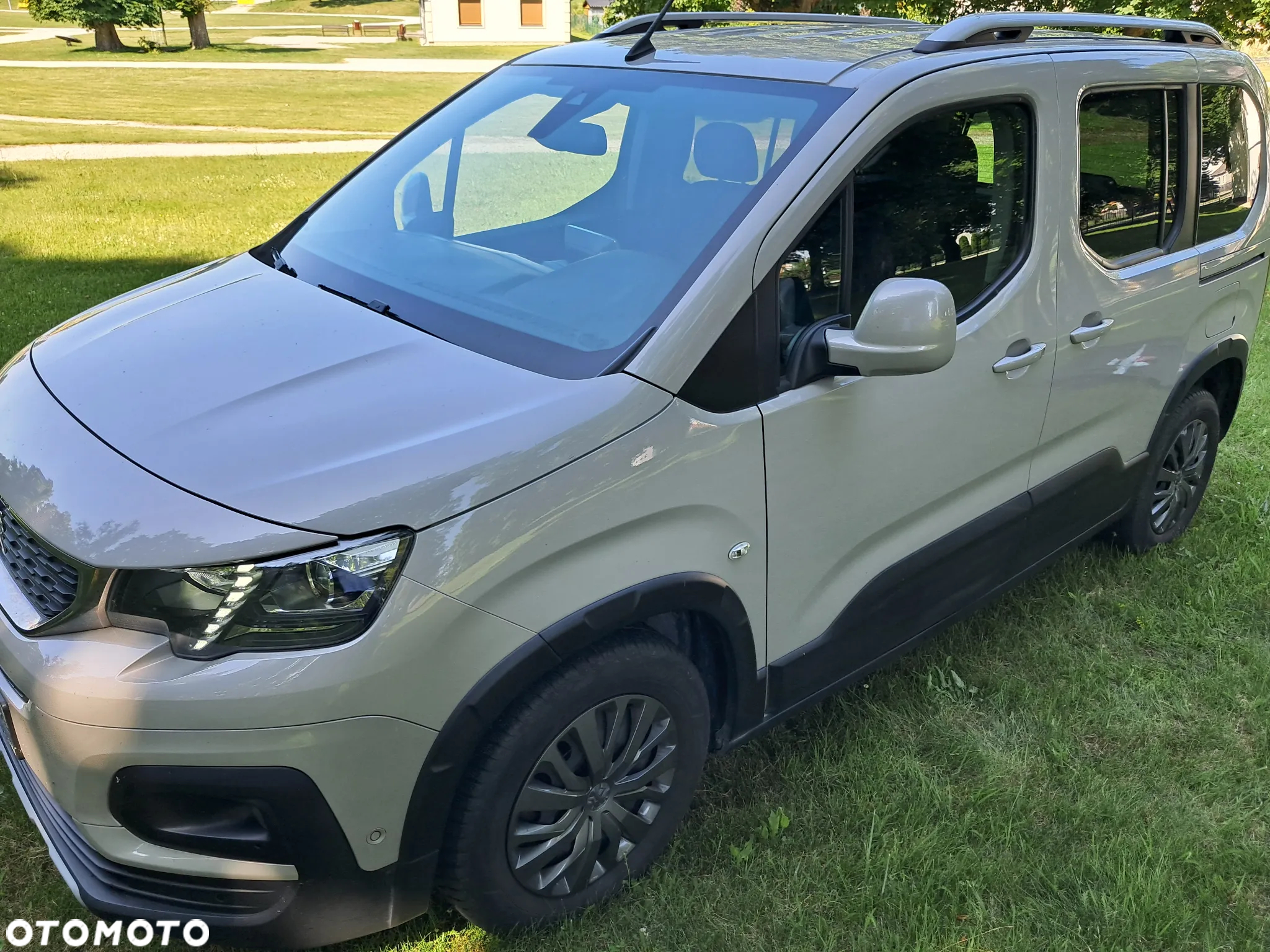 Peugeot Rifter 1.5 BlueHDI Allure Pack S&S - 2