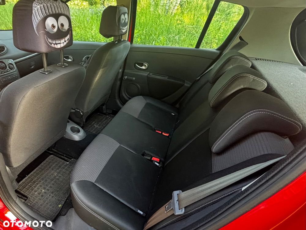 Renault Clio 1.2 16V Authentique Euro5 - 15