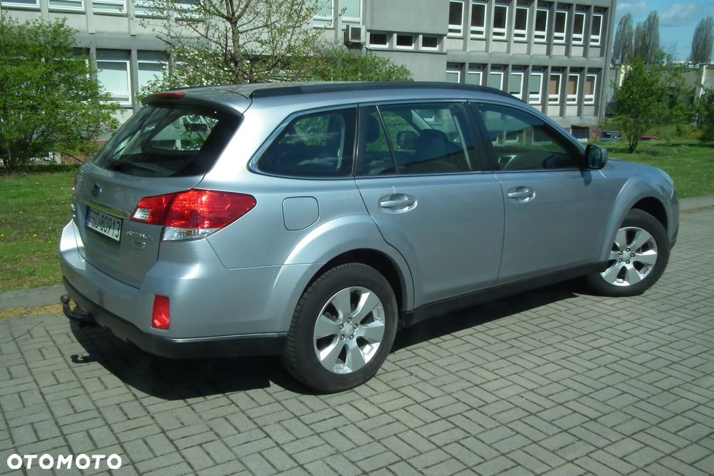 Subaru Outback 2.0 D Comfort - 4