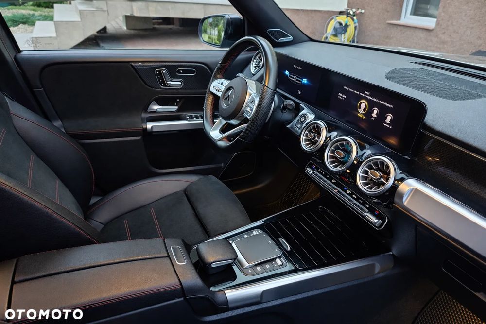 Mercedes-Benz GLB 250 4-Matic AMG Line 8G-DCT - 10