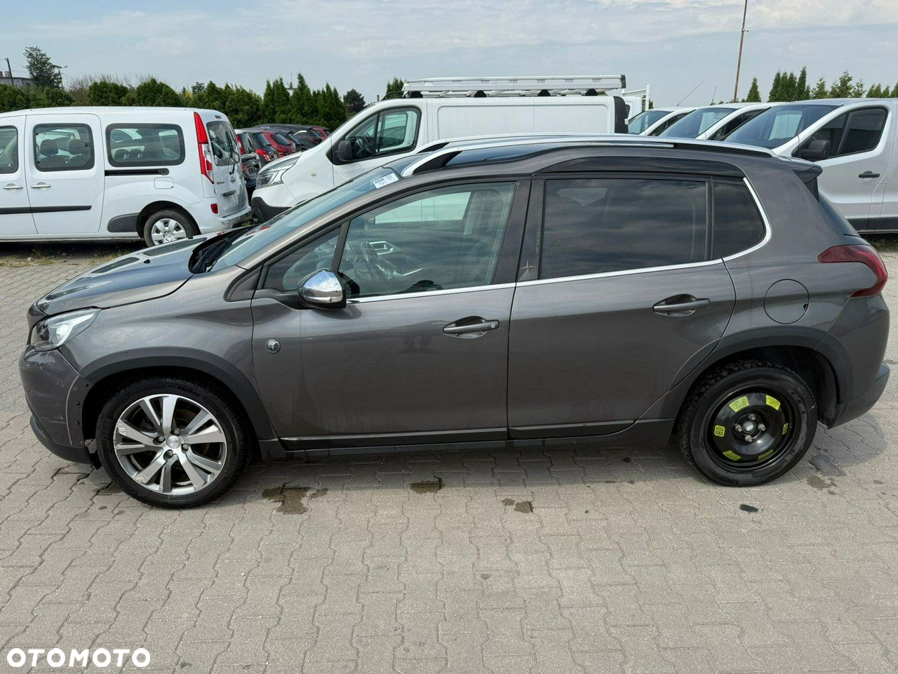 Peugeot 2008 - 6