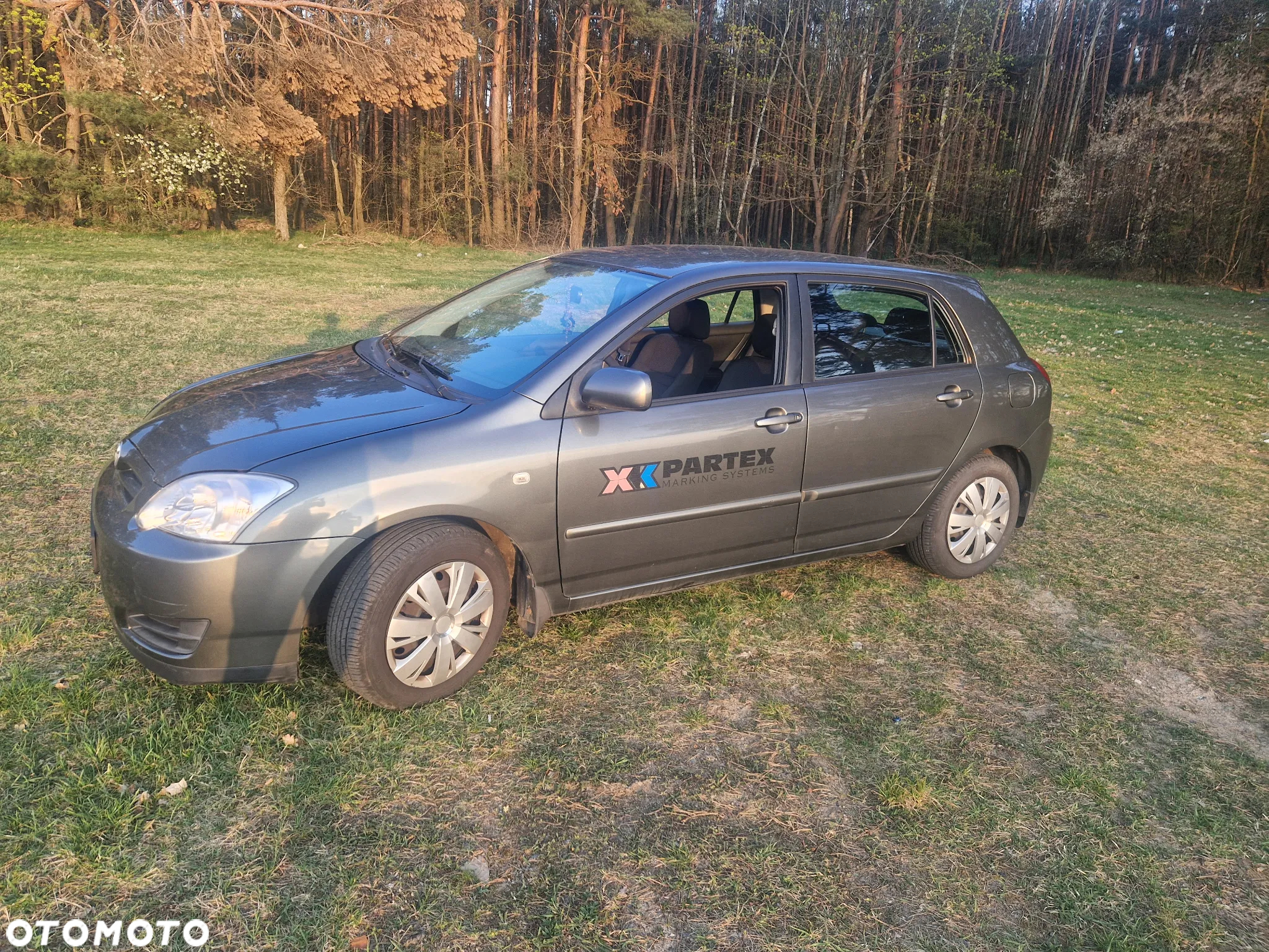Toyota Corolla - 4
