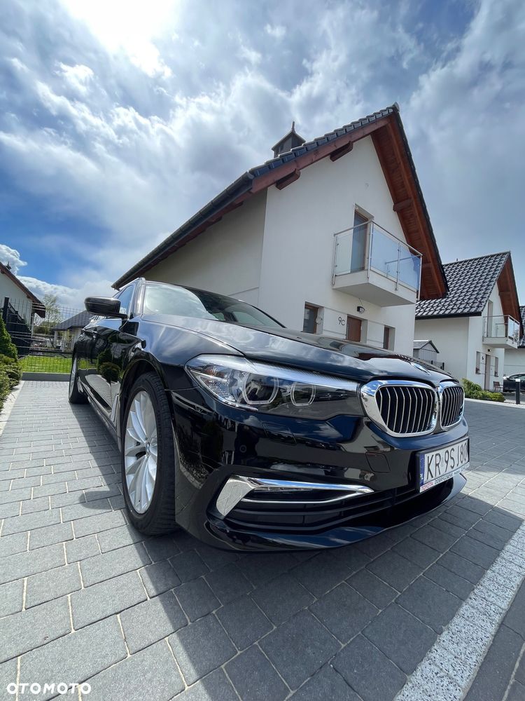 BMW Seria 5 520d xDrive Luxury Line - 3