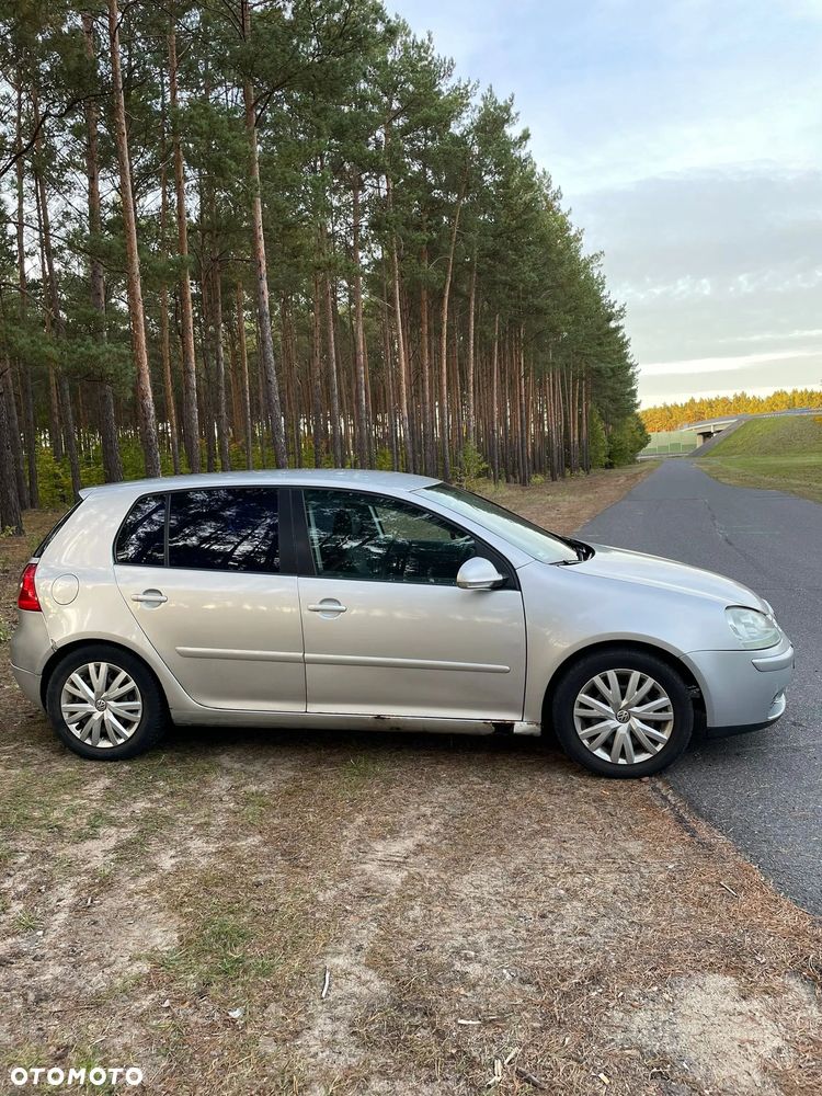 Volkswagen Golf V 1.9 TDI Trendline - 10