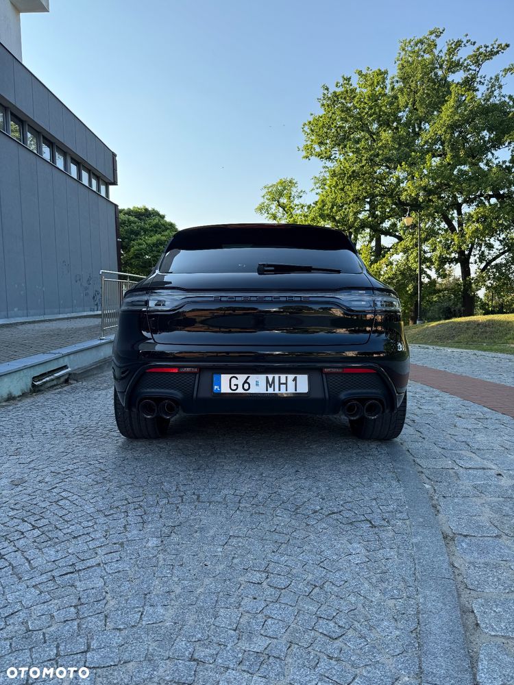 Porsche Macan T - 2
