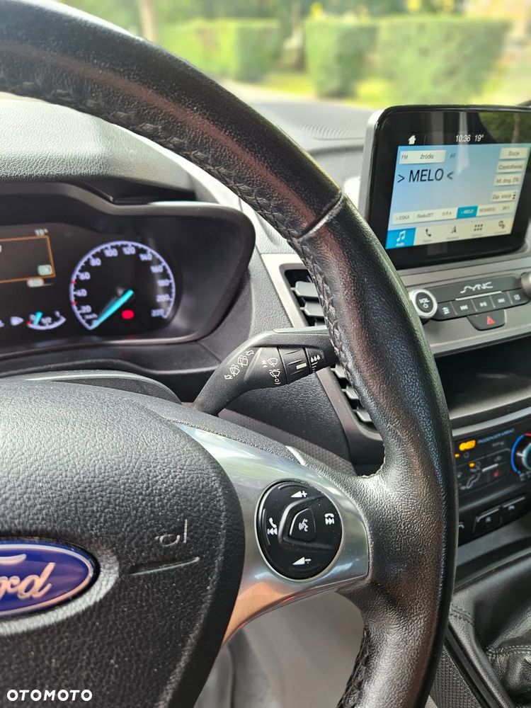 Ford Tourneo Connect - 27