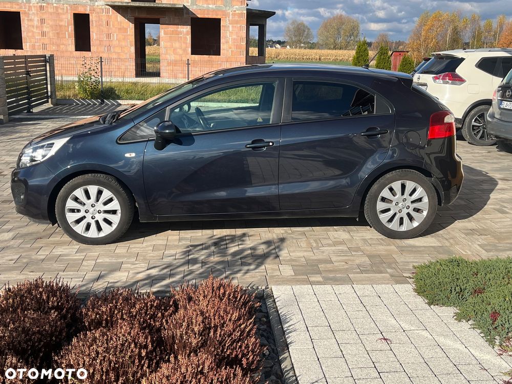 Kia Rio 1.2 Attract - 8