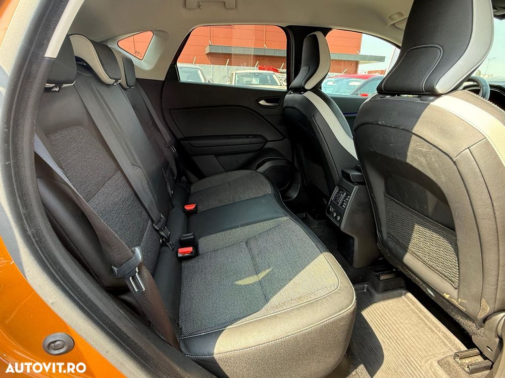 Renault Captur - 27