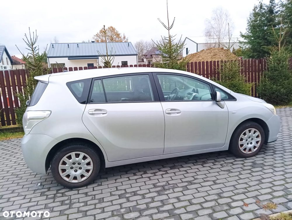 Toyota Verso 1.8 7-Sitzer Comfort - 4