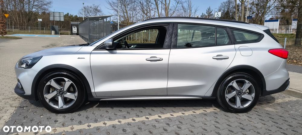 Ford Focus 1.0 EcoBoost STart-Stopp-System ACTIVE - 9