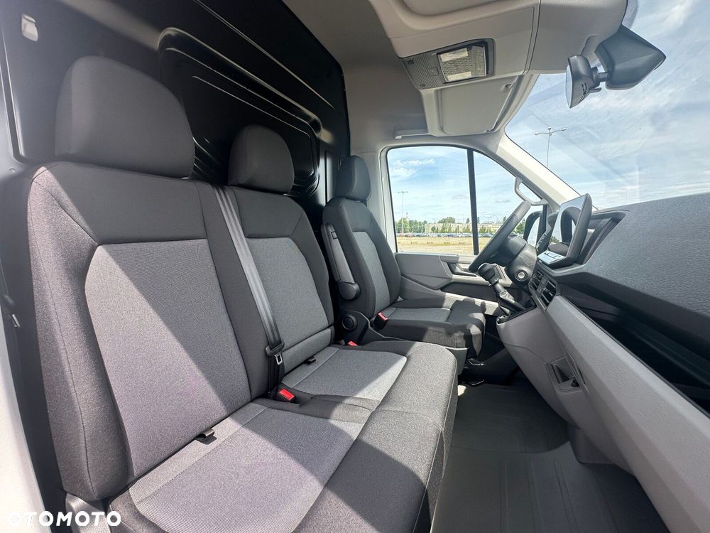 Volkswagen Crafter 35 2.0 TDI L3H3 3640 140 KM - 13